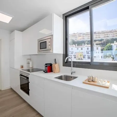 Ct 209 - Navigolf Penthouse - *